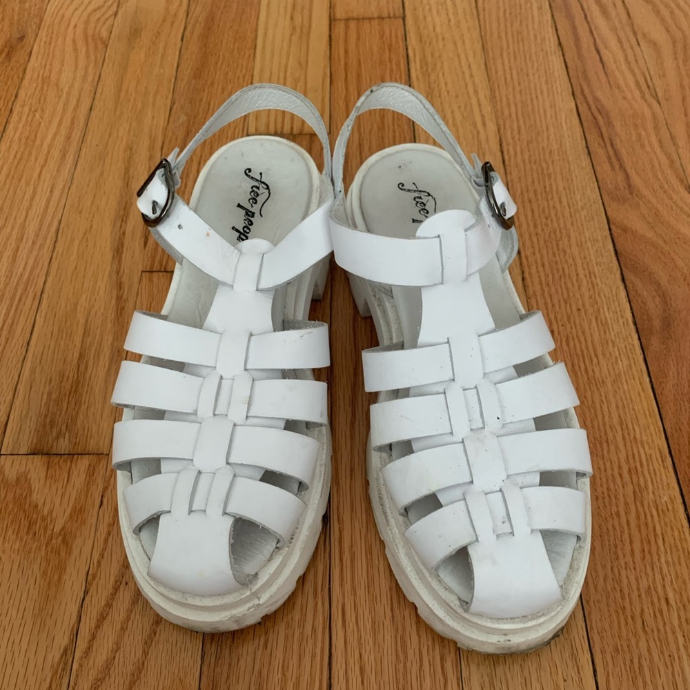 Free people Fisherman’s Sandal - Size Women’s 8 / 38